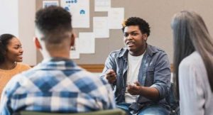 Strategi kiat menjadi pembicara persuasif handal