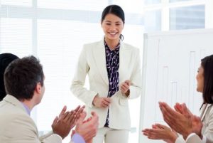 pelatihan teknik presentasi persuasi online